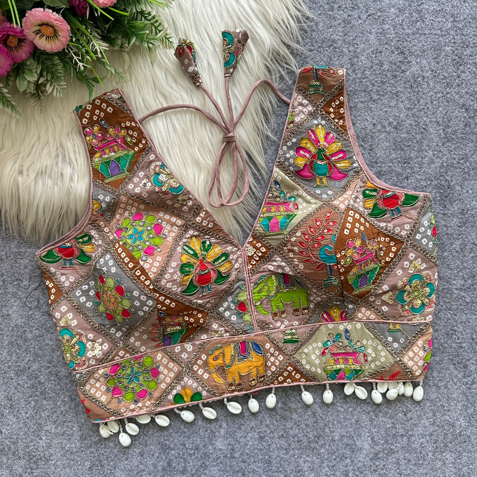 Design Number 2600 Pure Blouse - view 2