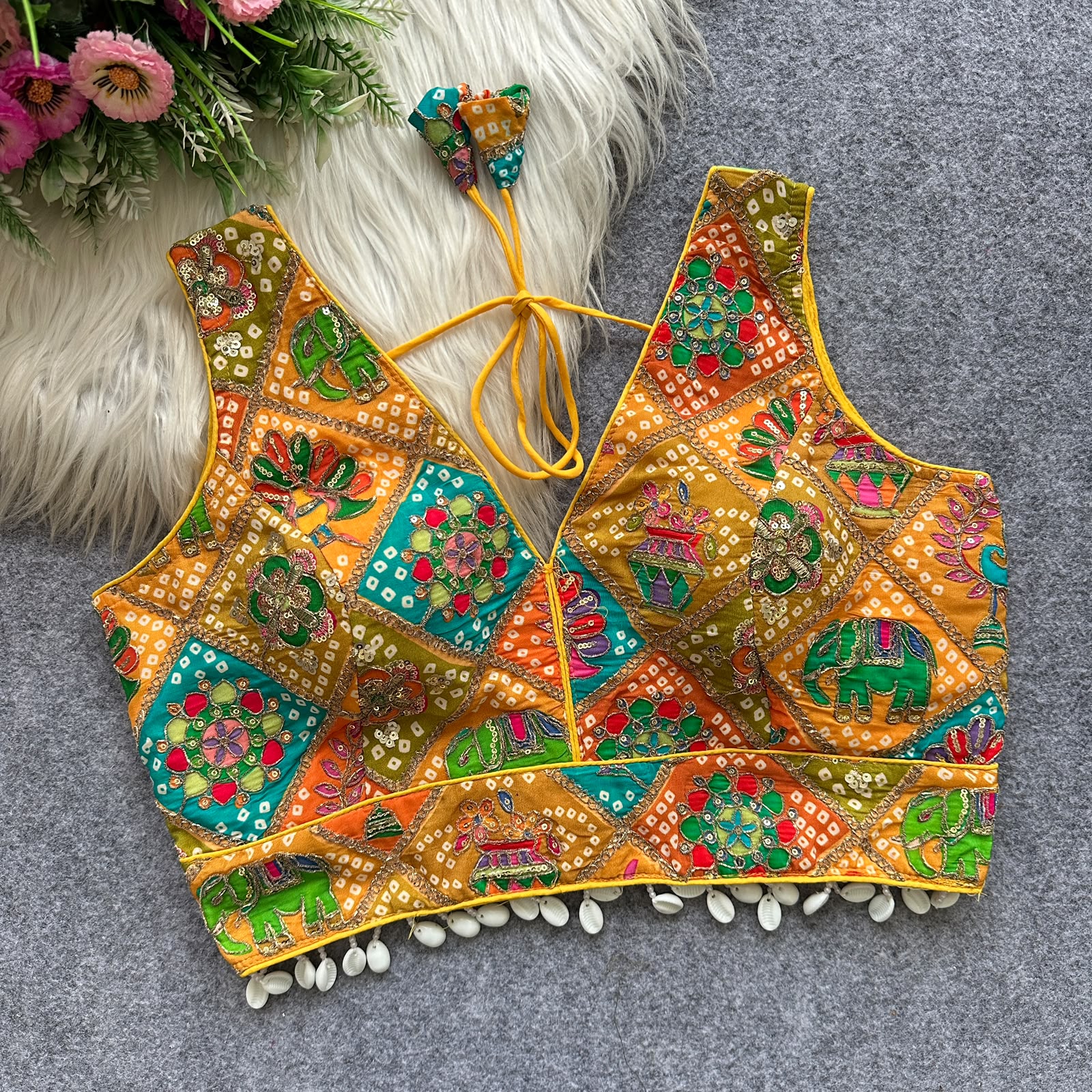 Design Number 2600 Pure Blouse - view 3