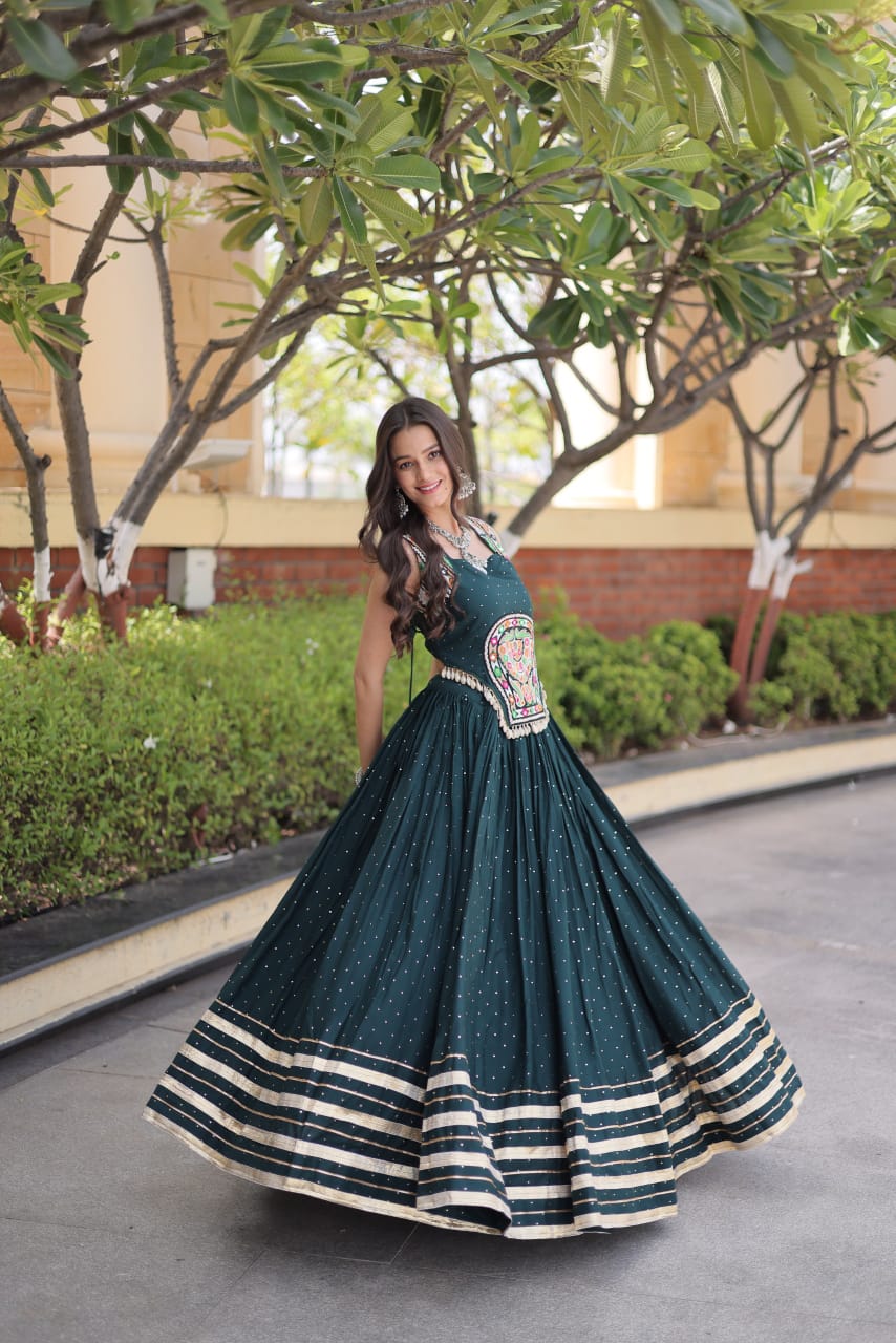 LW 7183 14 Kg Reyon Lehenga Choli - view 4