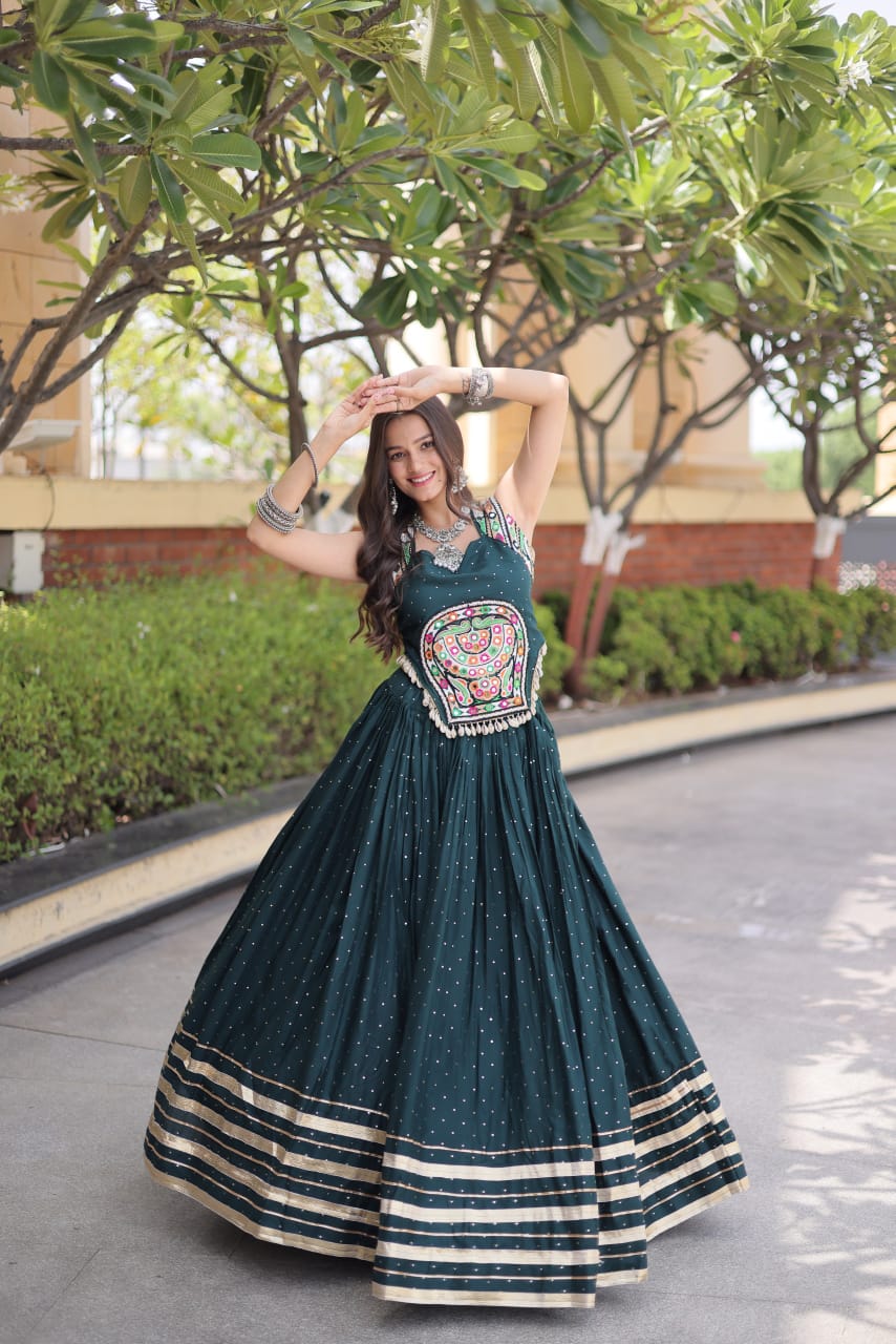 LW 7183 14 Kg Reyon Lehenga Choli - view 7