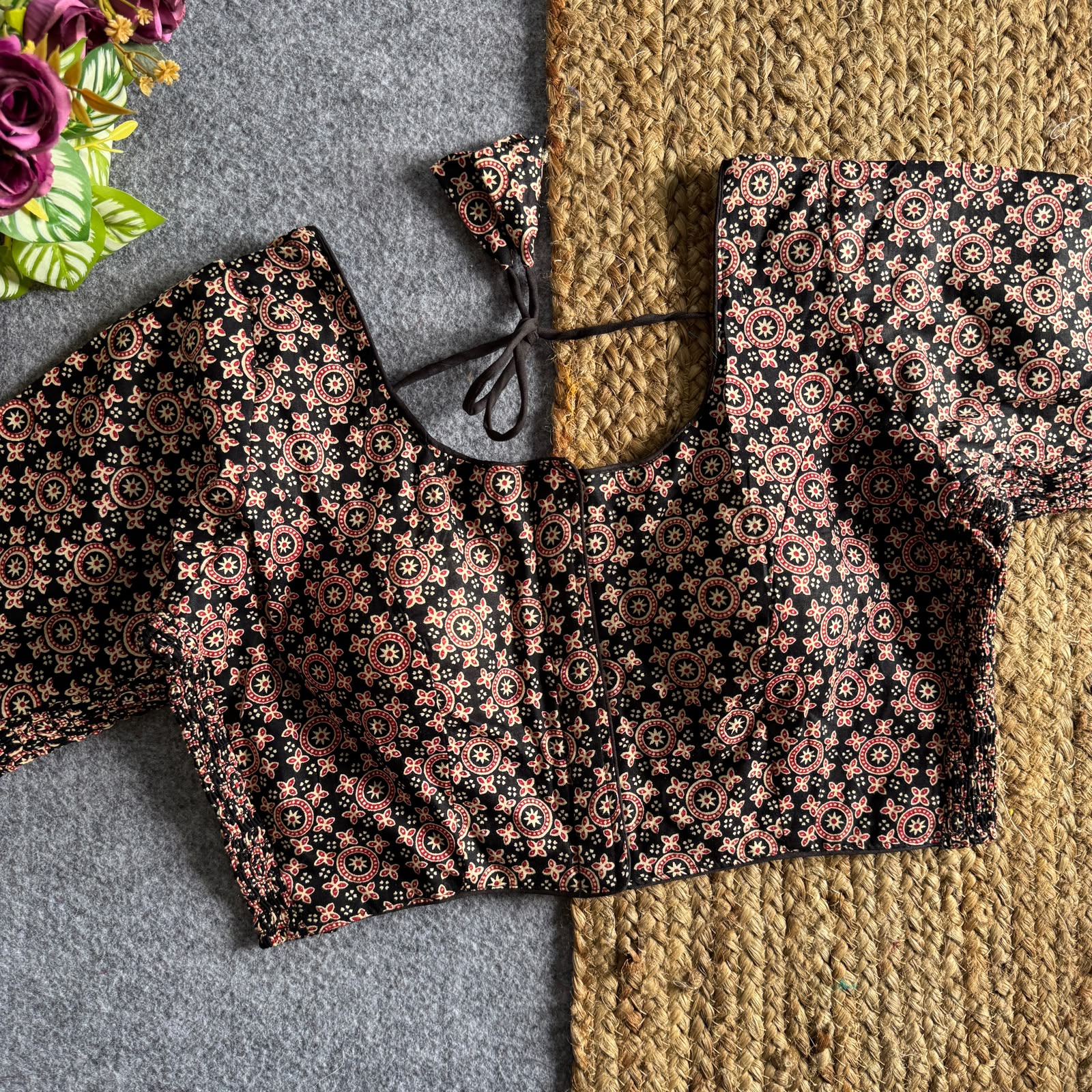 Ajrakprint Elastic Pure Ajrak Cotton Blouse - view 3
