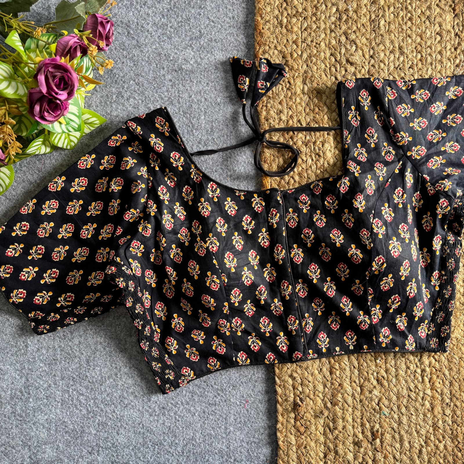 Ajrakprint Elastic Pure Ajrak Cotton Blouse - view 5