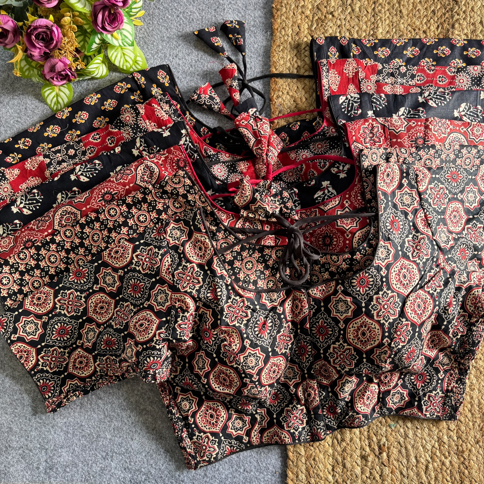 Ajrakprint Elastic Pure Ajrak Cotton Blouse - view 8