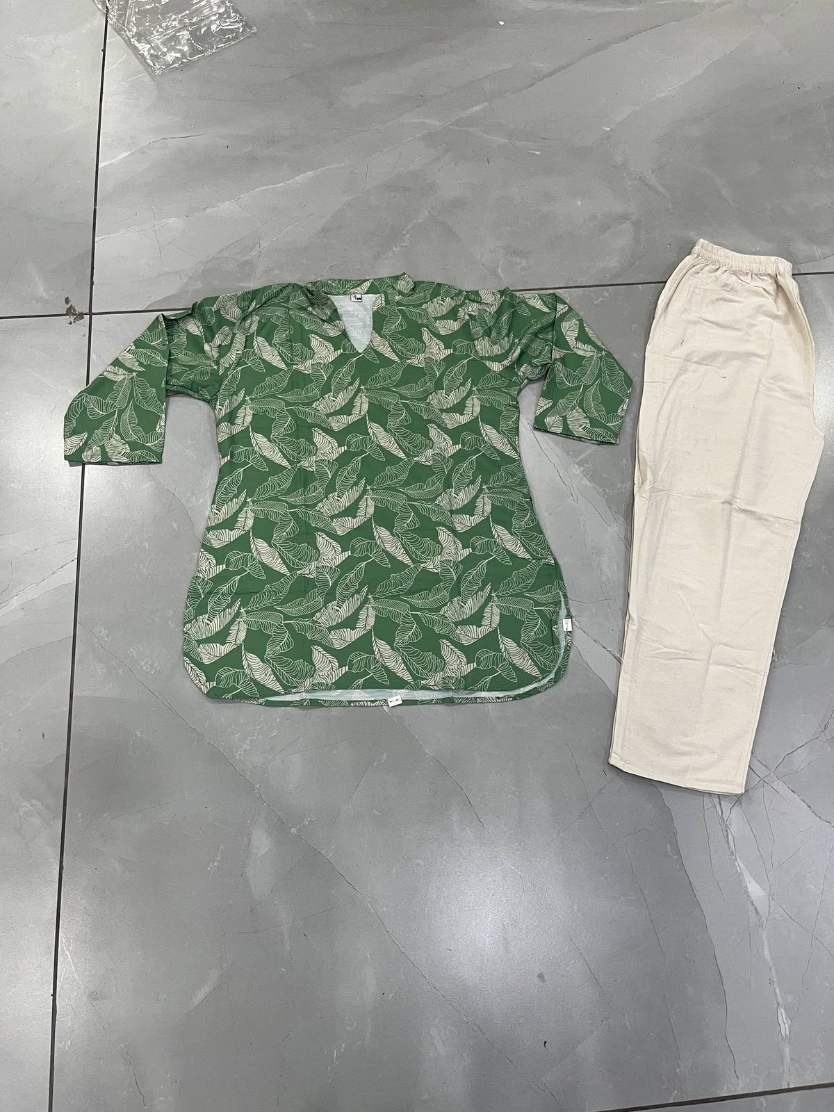 FVD Janvika Green Paan Rayon Slub Kurti Pant Set
