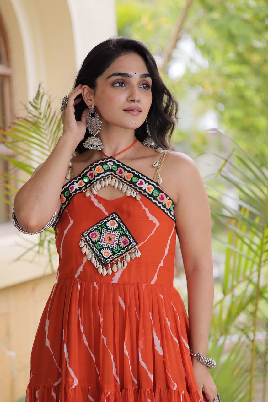 KA 1270 Laheriya Gown Design