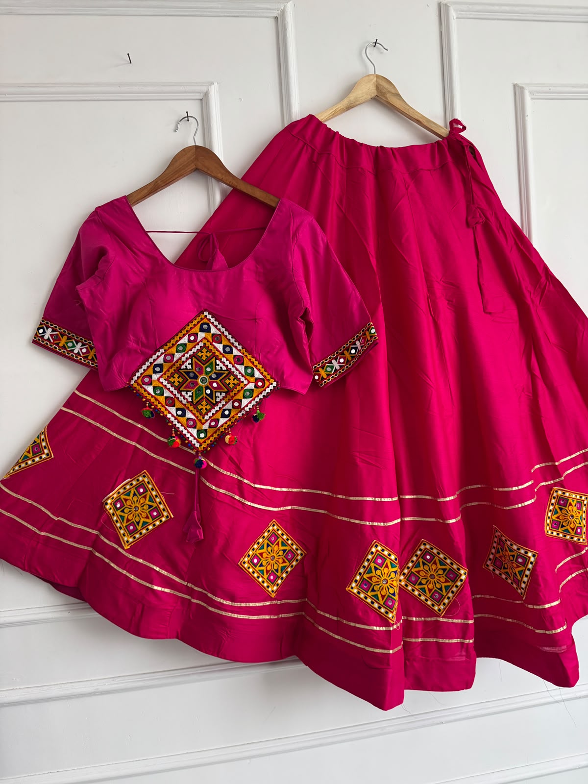 Kutchi Chaniyacholi Reyon Cotton Lehenga Choli - view 4