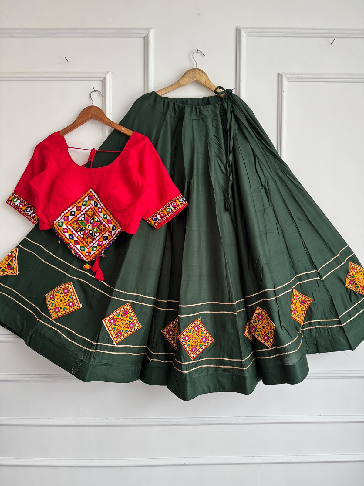 Kutchi Chaniyacholi Reyon Cotton Lehenga Choli - view 7