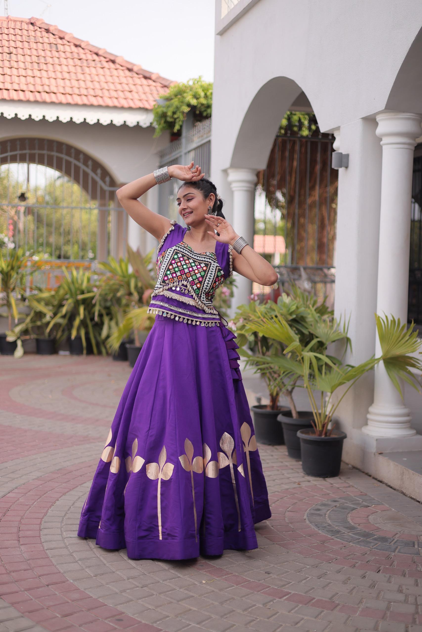 LW 7174 Maroon Roman Silk Design - view 3
