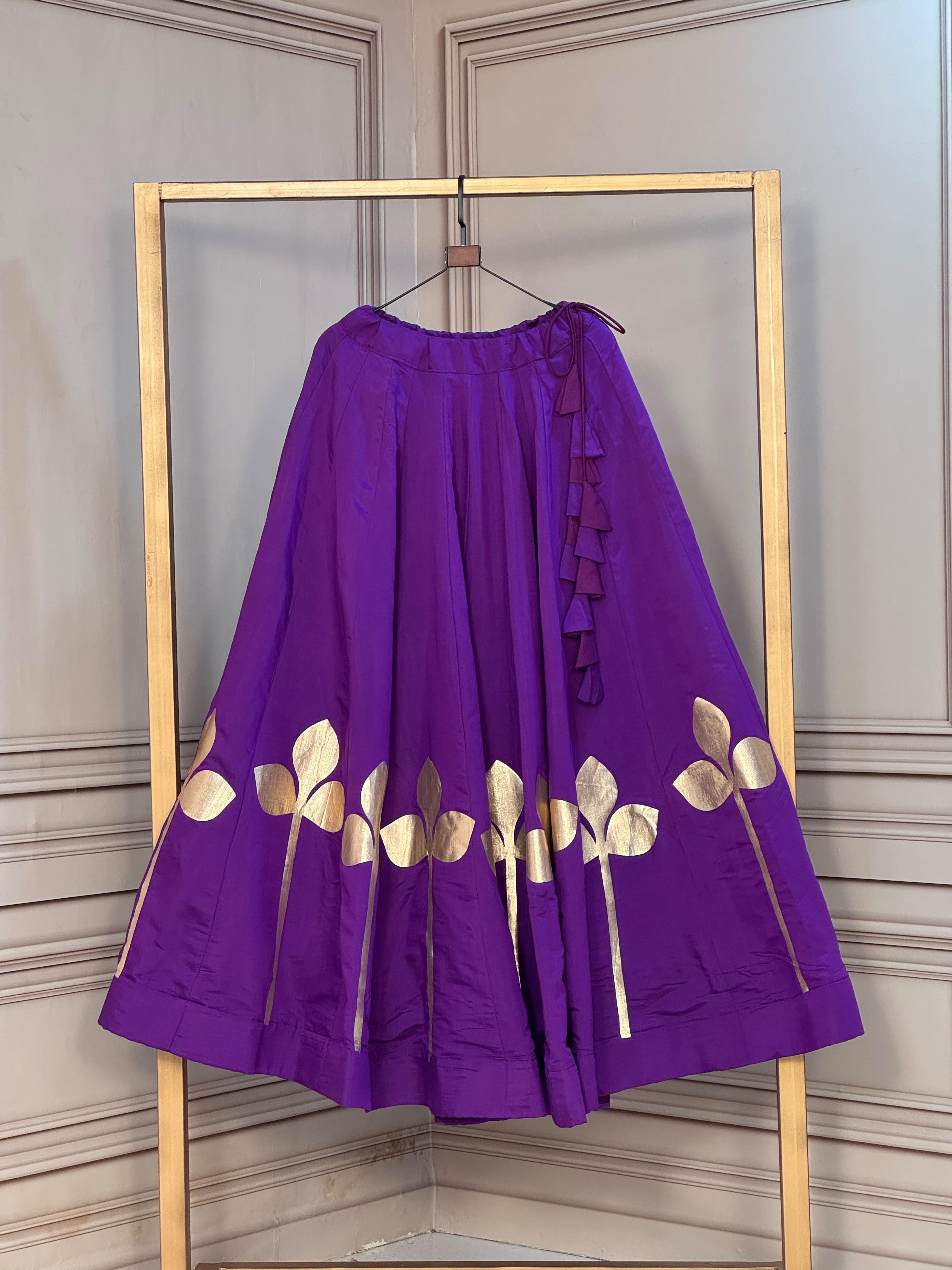 LW 7174 Maroon Roman Silk Design