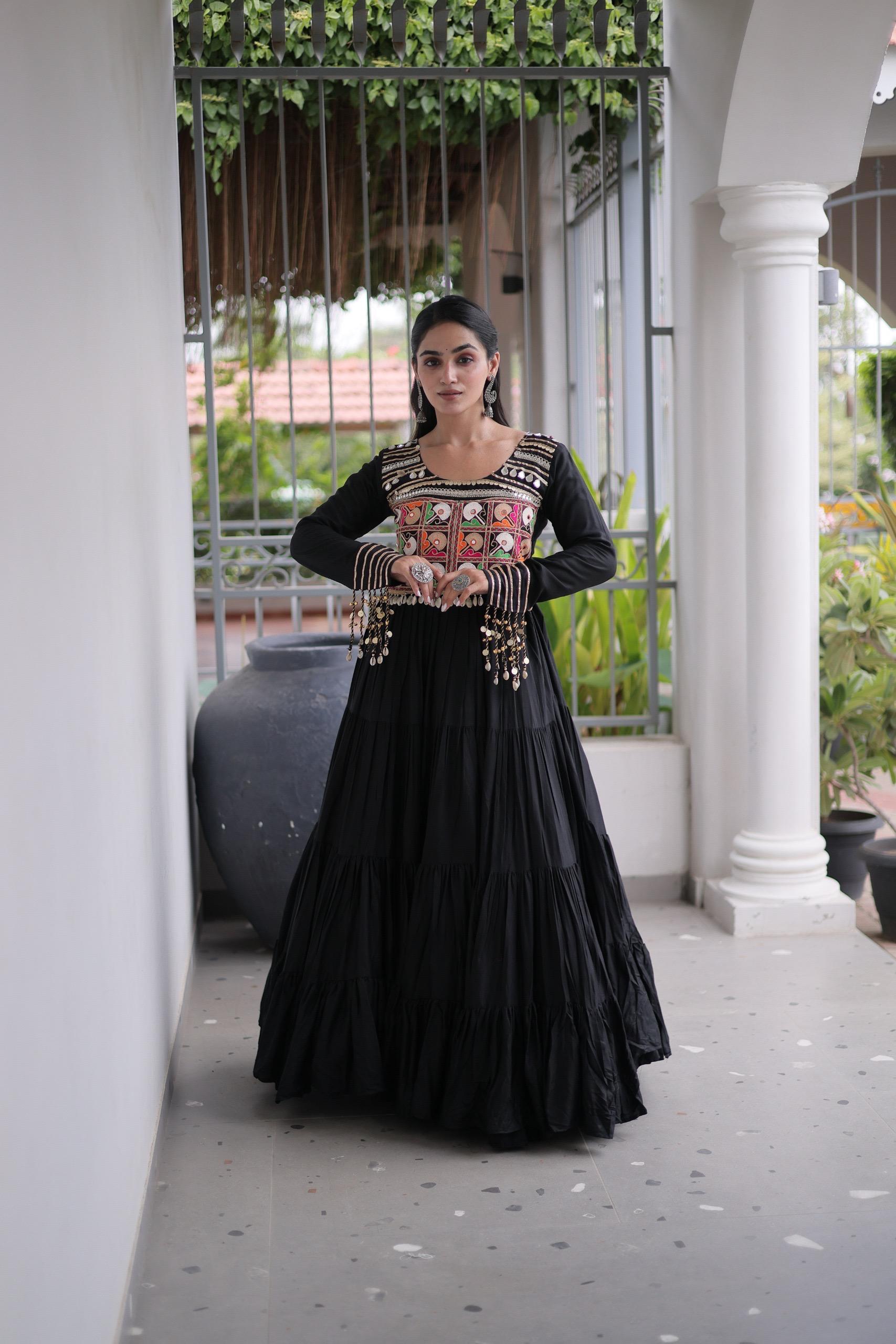 LW 9344 Maroon 14 Kg Reyon Gown - view 4
