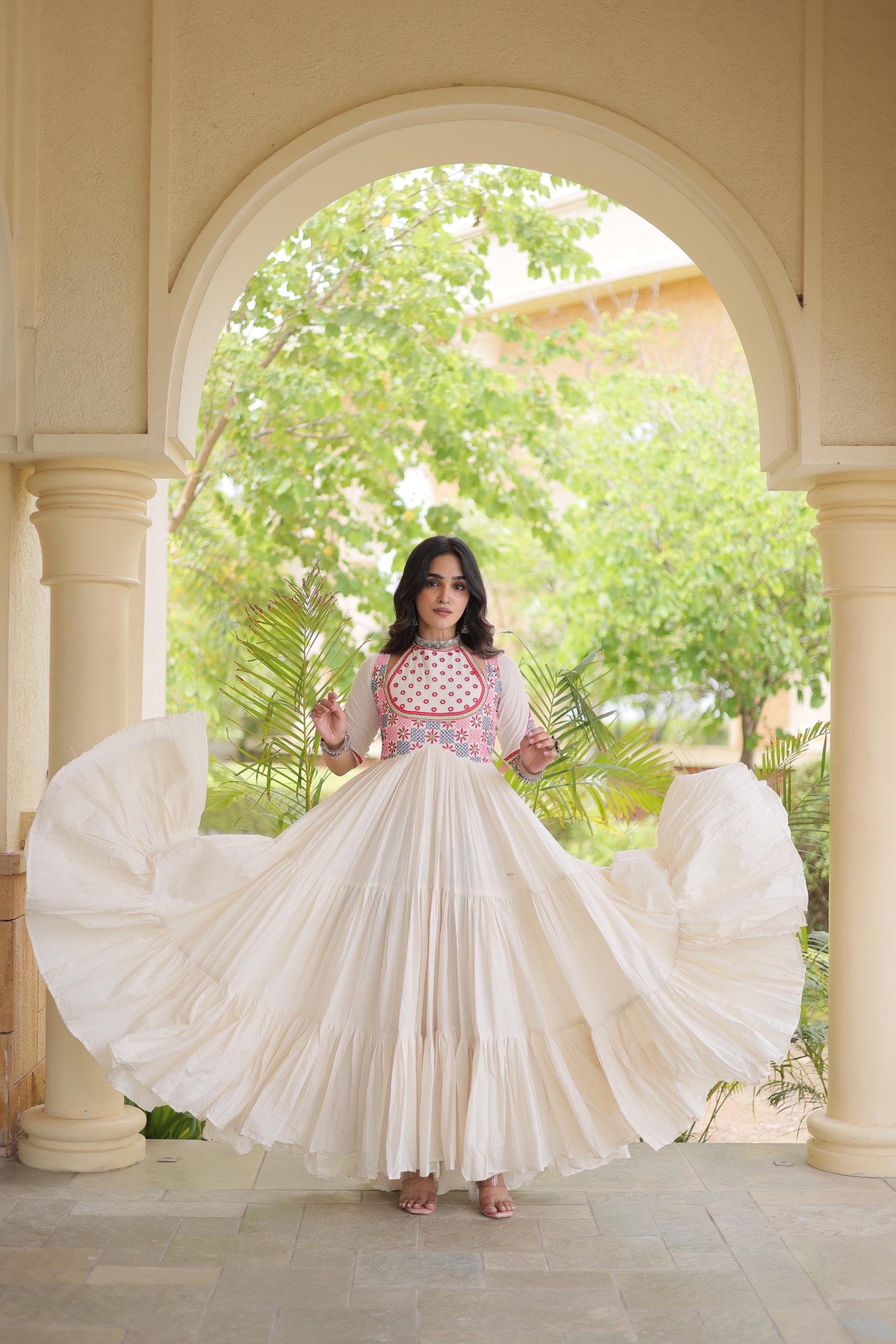 LW 9348 Black Kora Cotton Gown Design - view 3