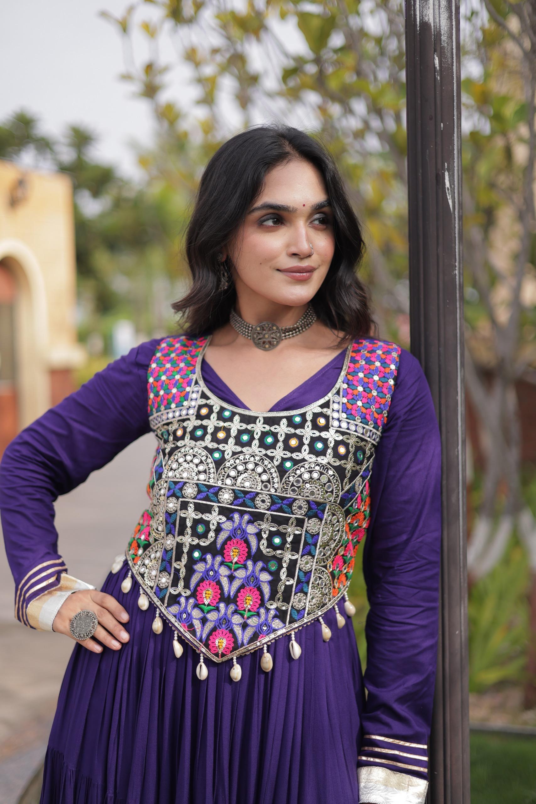 LW 9351 Black Reyon Blouse Design