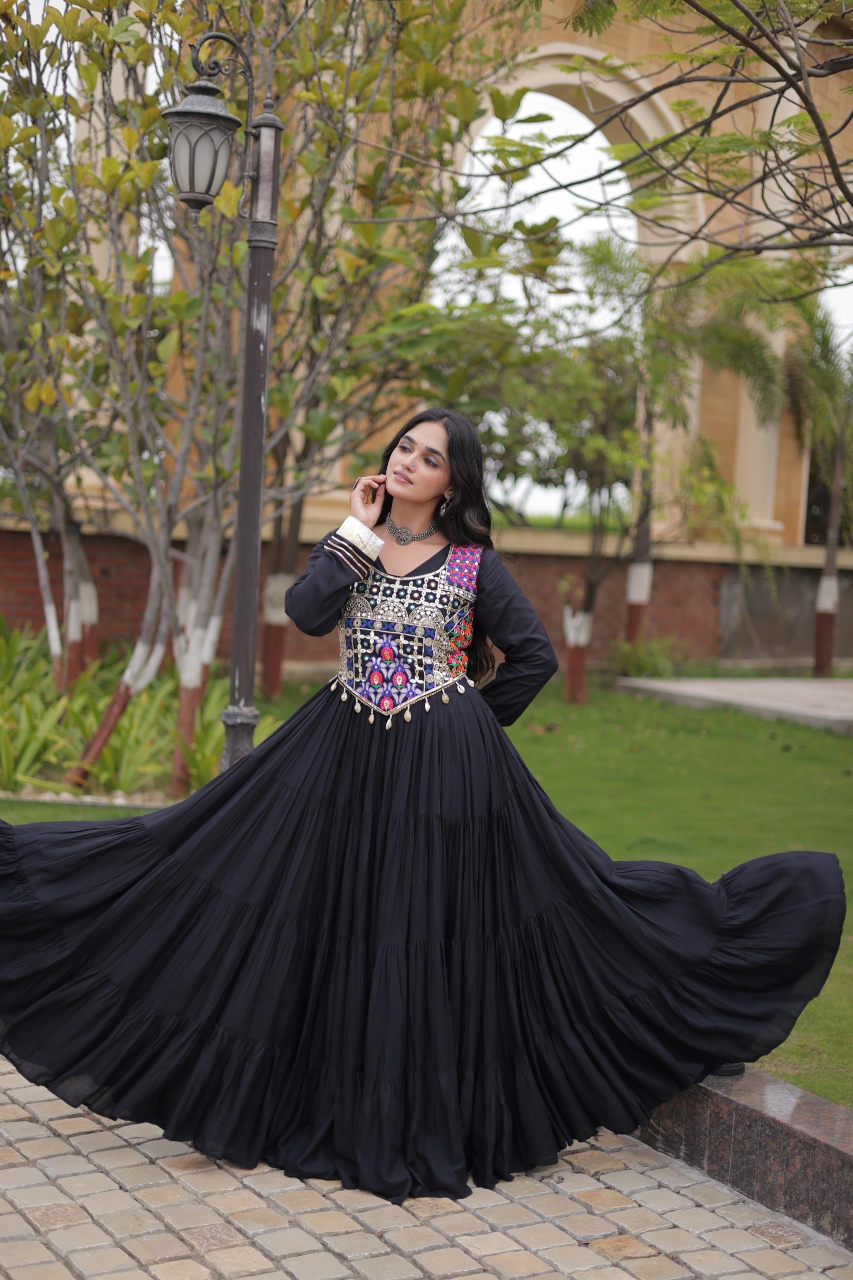 LW 9351 Black Reyon Blouse Design - view 2