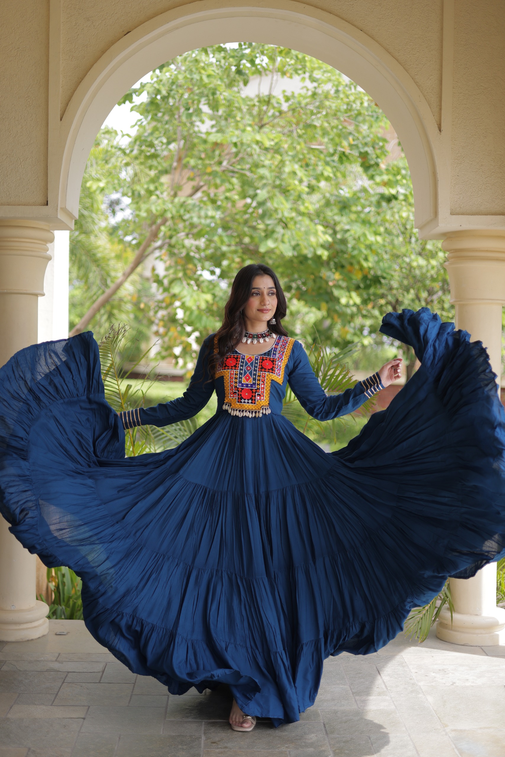 LW 9352 Wine 14 Kg Reyon Gown - view 3