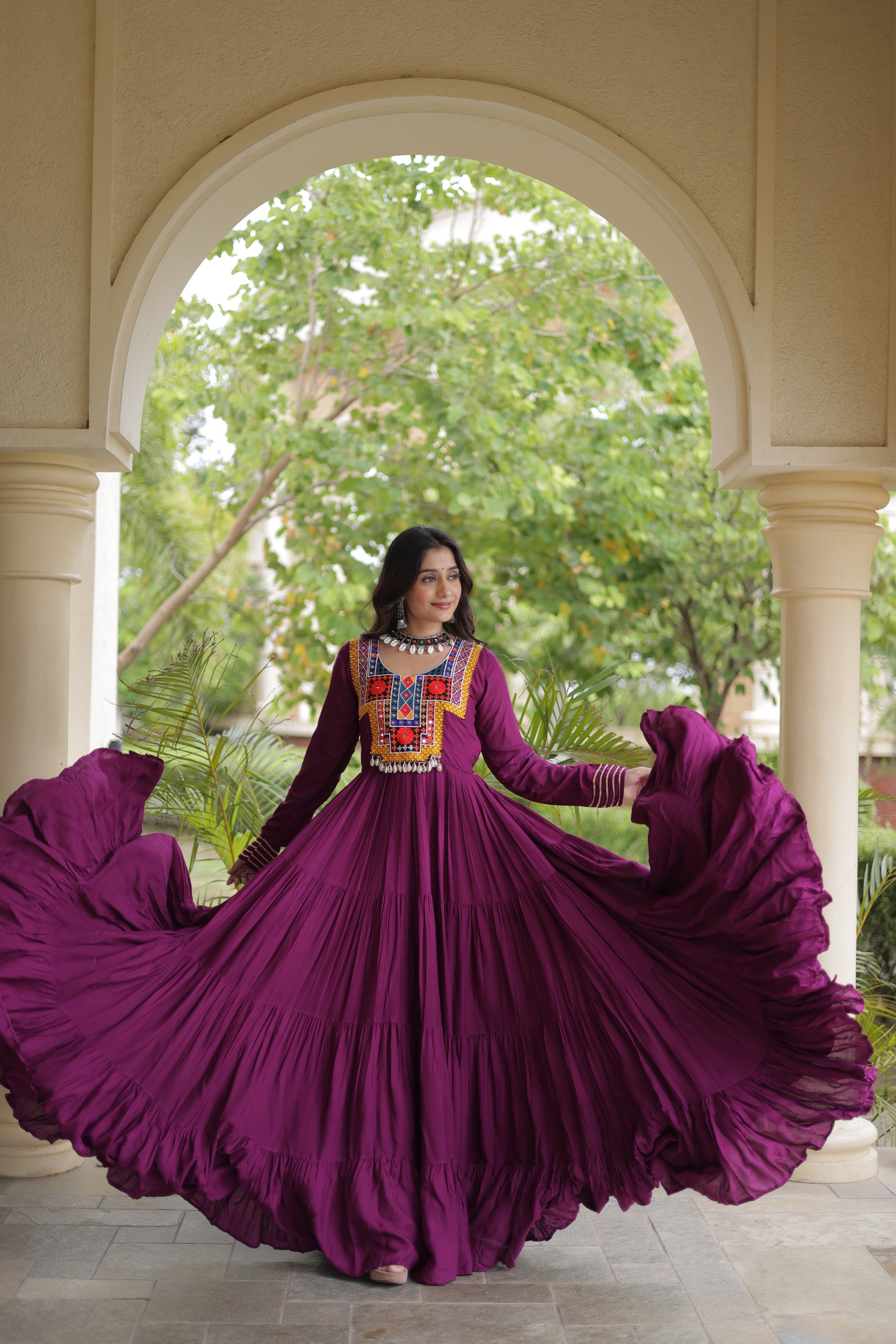 LW 9352 Wine 14 Kg Reyon Gown - view 4