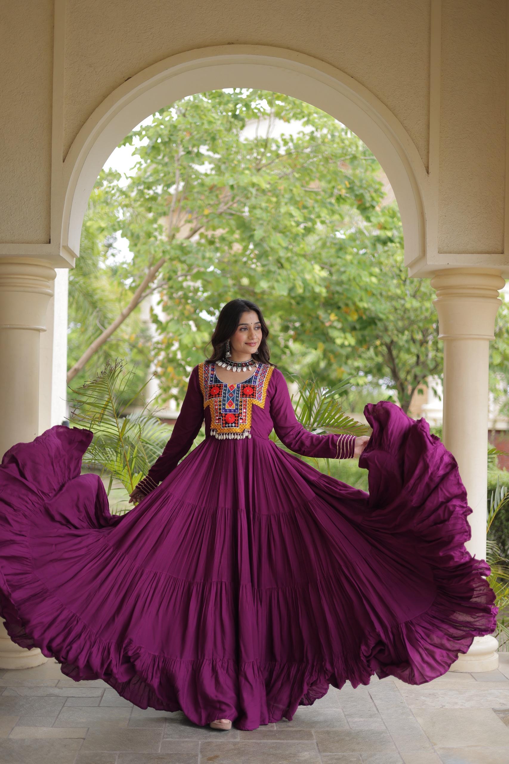 LW 9352 Wine 14 Kg Reyon Gown Design - view 2