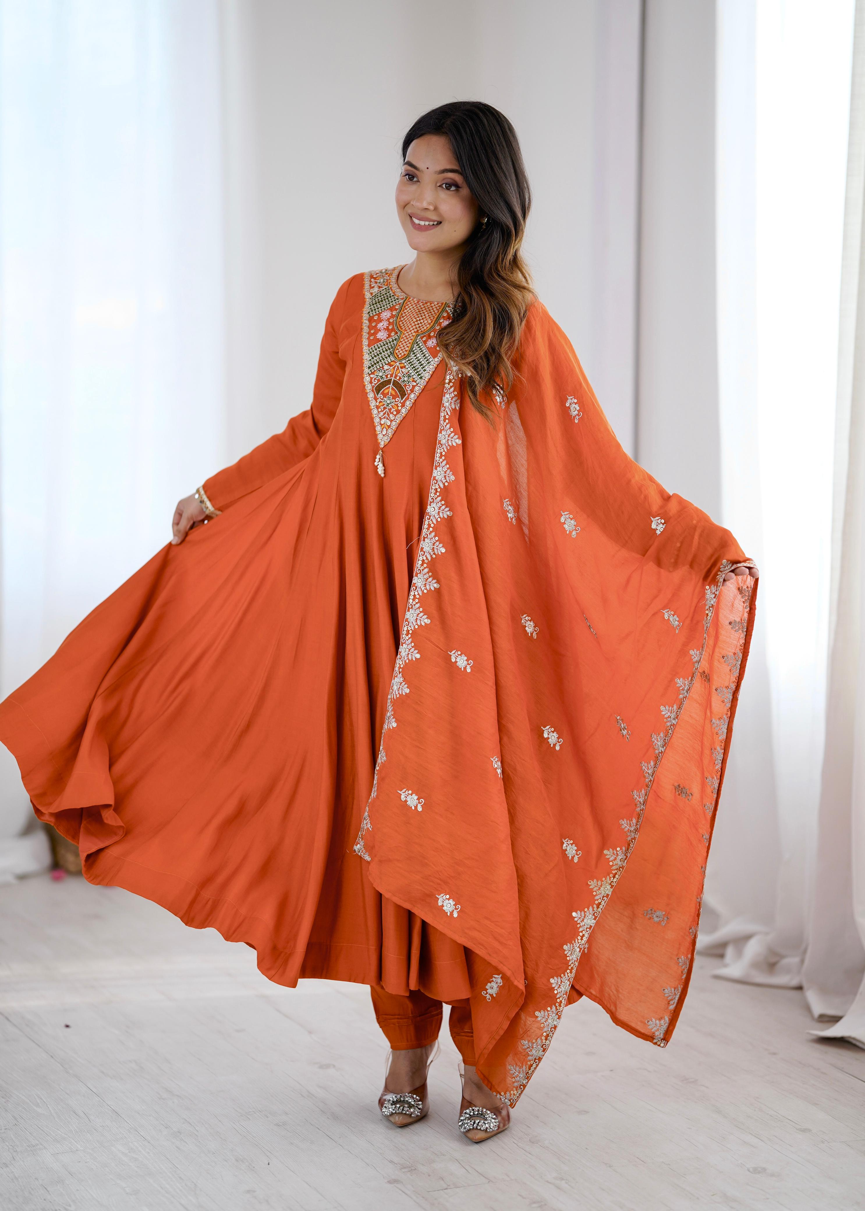 SRK 5370 Roman Silk Gown Design